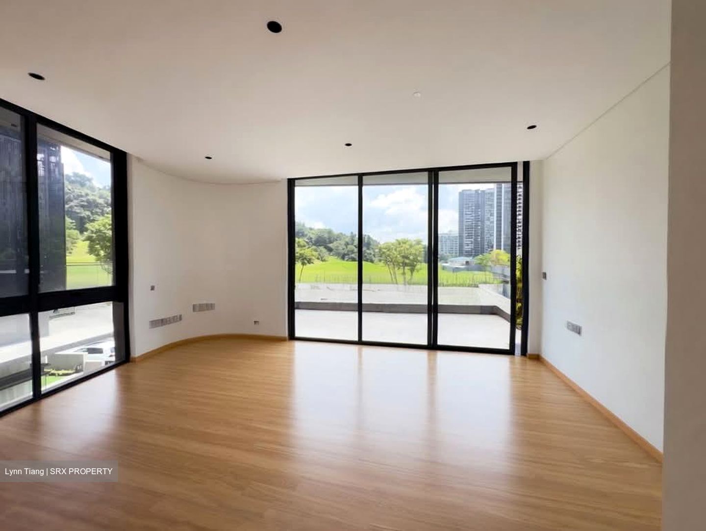 Elizabeth Drive (D23), Terrace #555702721